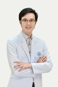 Dr pongsatorn c